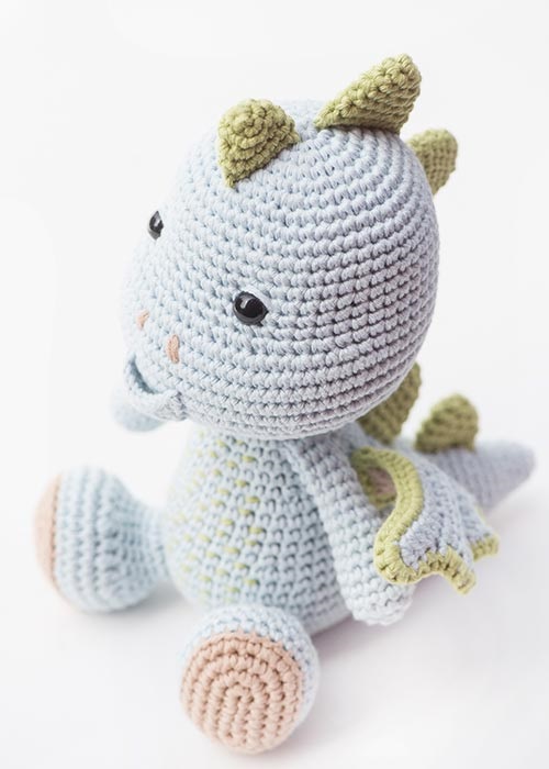 animagic cuddly dragon